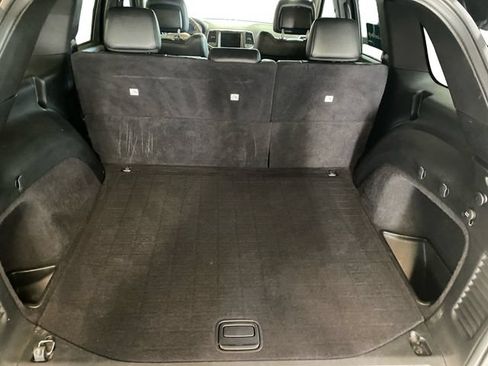 Used 2018 Jeep Grand Cherokee Altitude AWD/4WD image 19