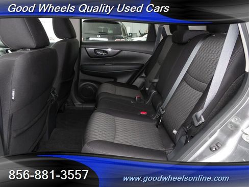 Used 2020 Nissan Rogue SV AWD/4WD image 14