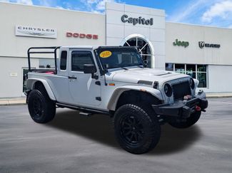 Used 2012 Jeep Wrangler Unlimited Sahara w/ Connectivity Group AWD/4WD video 1