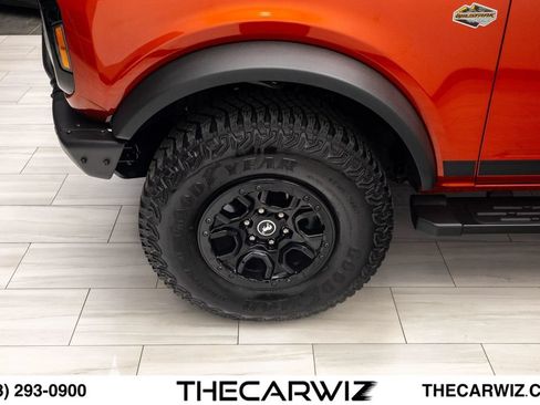 Used 2023 Ford Bronco Wildtrak AWD/4WD image 9