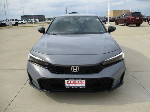 Used 2025 Honda Civic Sport image 9