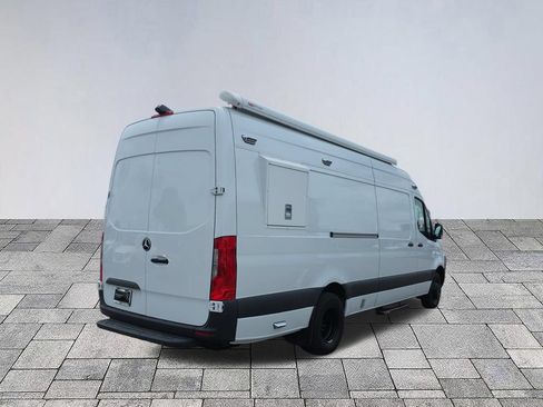 Used 2020 Mercedes-Benz Sprinter 3500 image 7