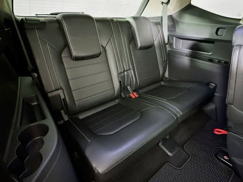 Used 2021 Volkswagen Atlas SEL Premium image 35