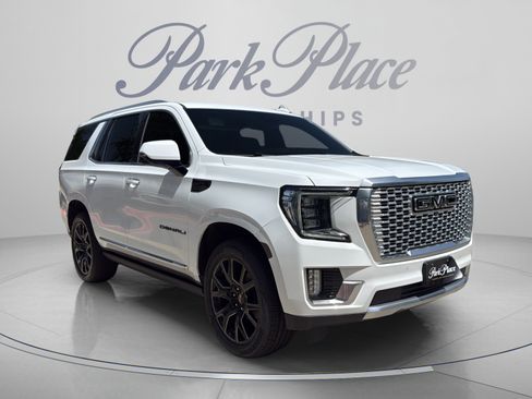 Used 2023 GMC Yukon Denali AWD/4WD image 7