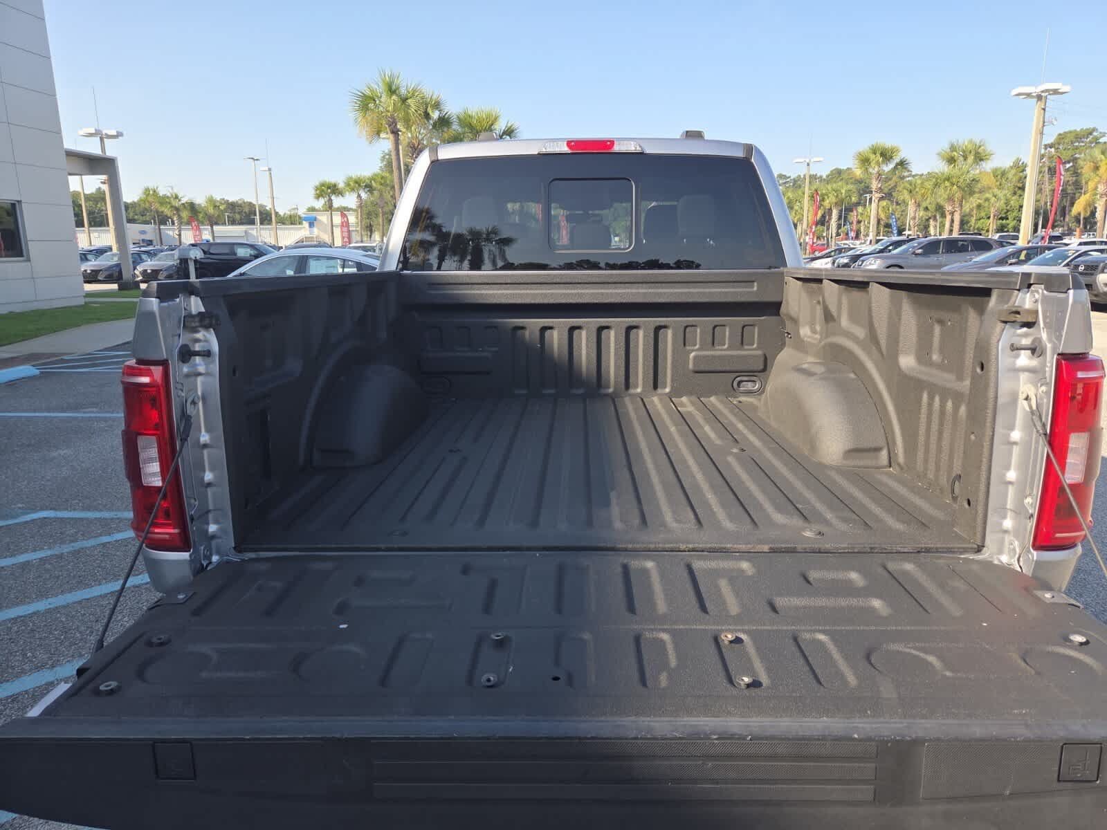 Used 2022 Ford F150 XLT w/ Equipment Group 302A High AWD/4WD image 6
