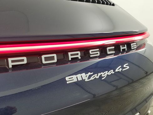 Used 2022 Porsche 911 Targa 4S image 19