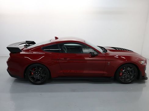 Used 2020 Ford Mustang Shelby GT500 w/ Carbon Fiber Track Pack RWD image 65
