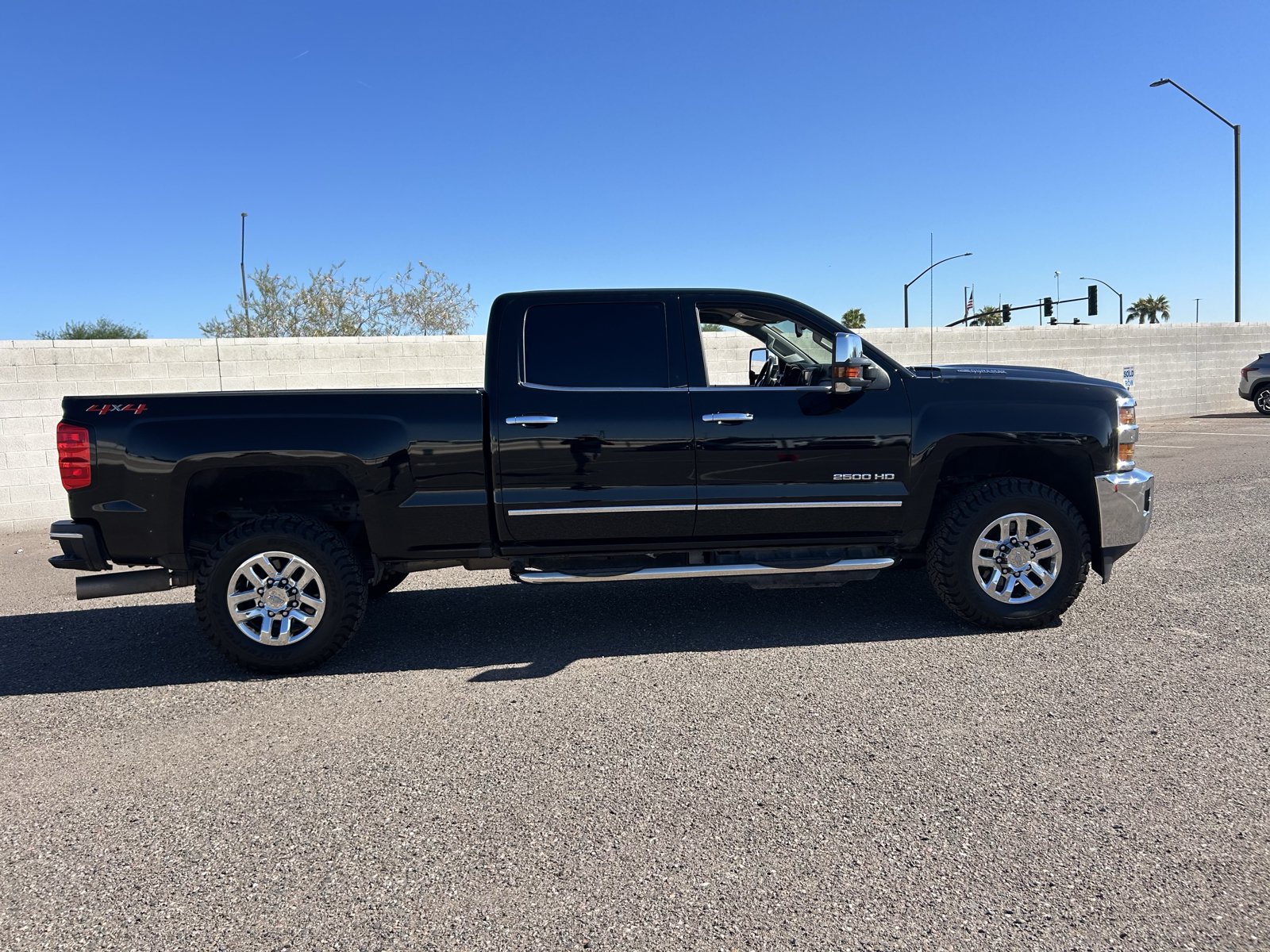 Used 2018 Chevrolet Silverado 2500 LTZ w/ Duramax Plus Package AWD/4WD image 6