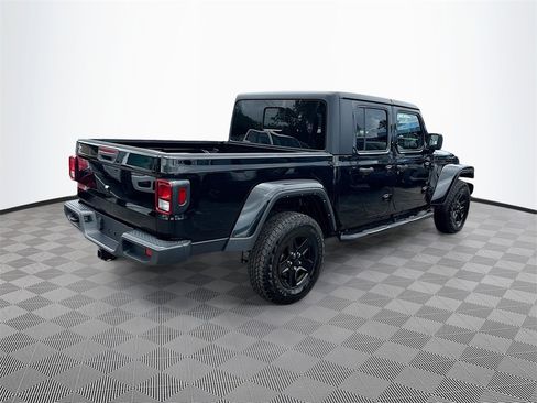 Used 2021 Jeep Gladiator Sport image 6