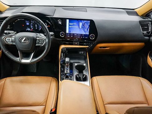 Used 2024 Lexus NX 250 FWD image 13