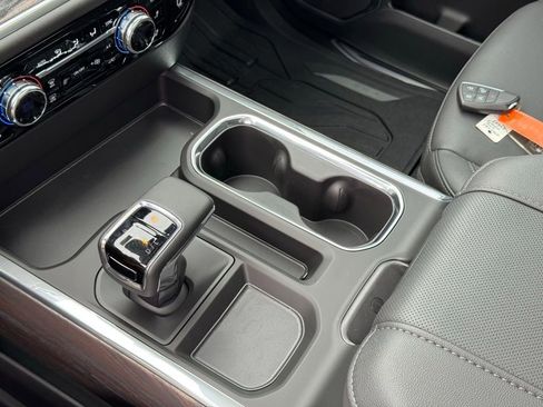 New 2026 GMC Sierra 1500 SLT w/ SLT Premium Plus Package image 30