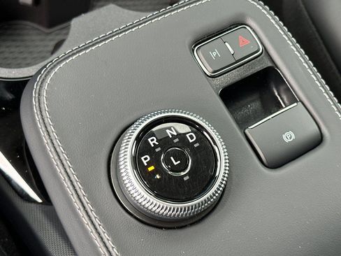 Certified 2024 Ford Mustang Mach-E Premium image 24