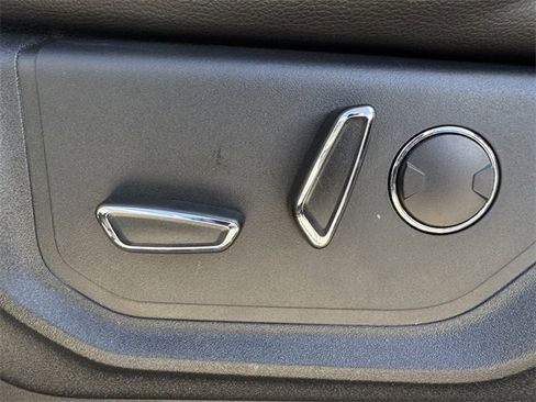 Used 2018 Ford Expedition Limited w/ Equipment Group 301A image 29