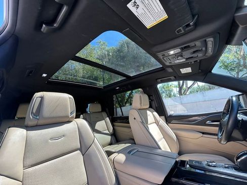 Used 2023 Cadillac Escalade Premium Luxury w/ Performance Package AWD/4WD image 48