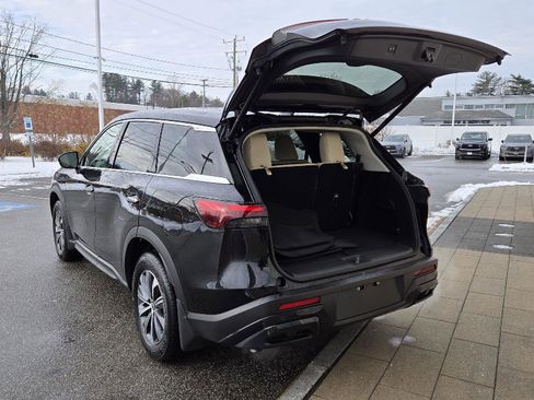 Certified 2025 INFINITI QX60 Pure image 19