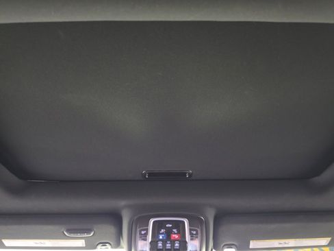 Used 2023 RAM 2500 Limited AWD/4WD image 28