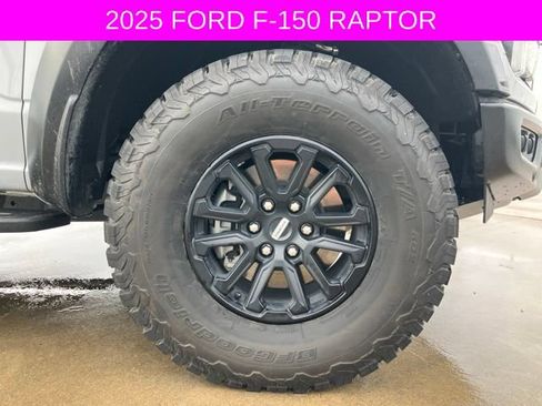 Used 2025 Ford F150 Raptor AWD/4WD image 10