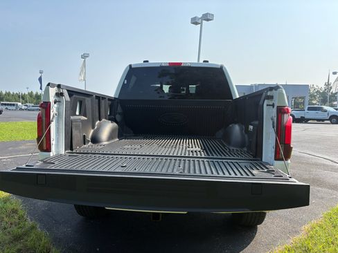 Certified 2024 Ford F150 Lariat w/ FX4 Off-Road Package AWD/4WD image 8
