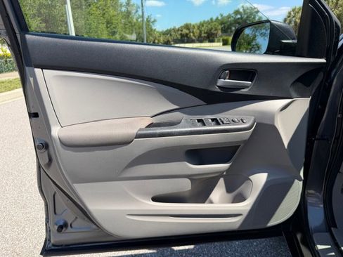 Used 2013 Honda CR-V LX image 9