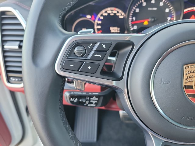 Certified 2023 Porsche Cayenne S AWD/4WD image 29