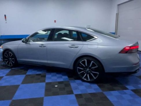 Certified 2023 Honda Accord Touring image 6