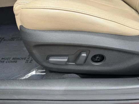 Used 2015 Hyundai Sonata Limited w/ Option Group 05 FWD image 17