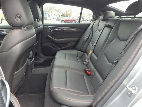 Used 2025 Cadillac CT5 Sport w/ Technology Package image 18