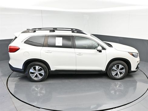 Used 2019 Subaru Ascent Premium AWD/4WD image 25