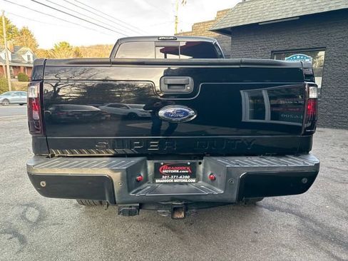 Used 2016 Ford F250 Lariat w/ Chrome Package image 4