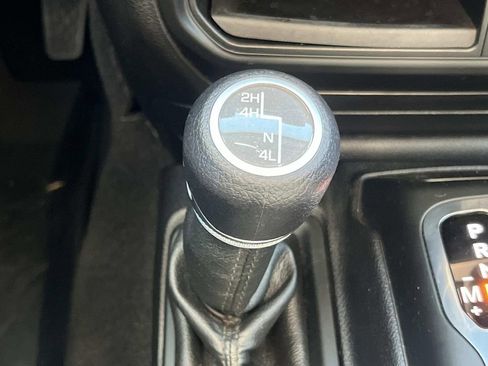 Used 2020 Jeep Gladiator Sport w/ Quick Order Package 24S image 25