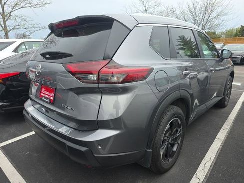 Certified 2024 Nissan Rogue SV w/ SV Premium Package image 5
