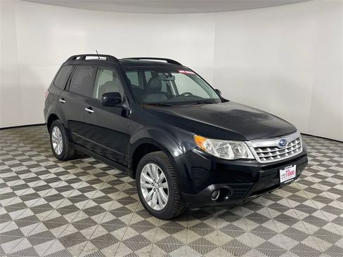 Used 2011 Subaru Forester 2.5X Limited image 25
