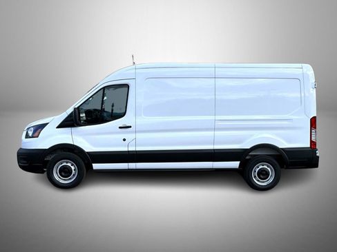 New 2026 Ford Transit 250 148 Medium Roof w/ Load Area Protection Package RWD image 8