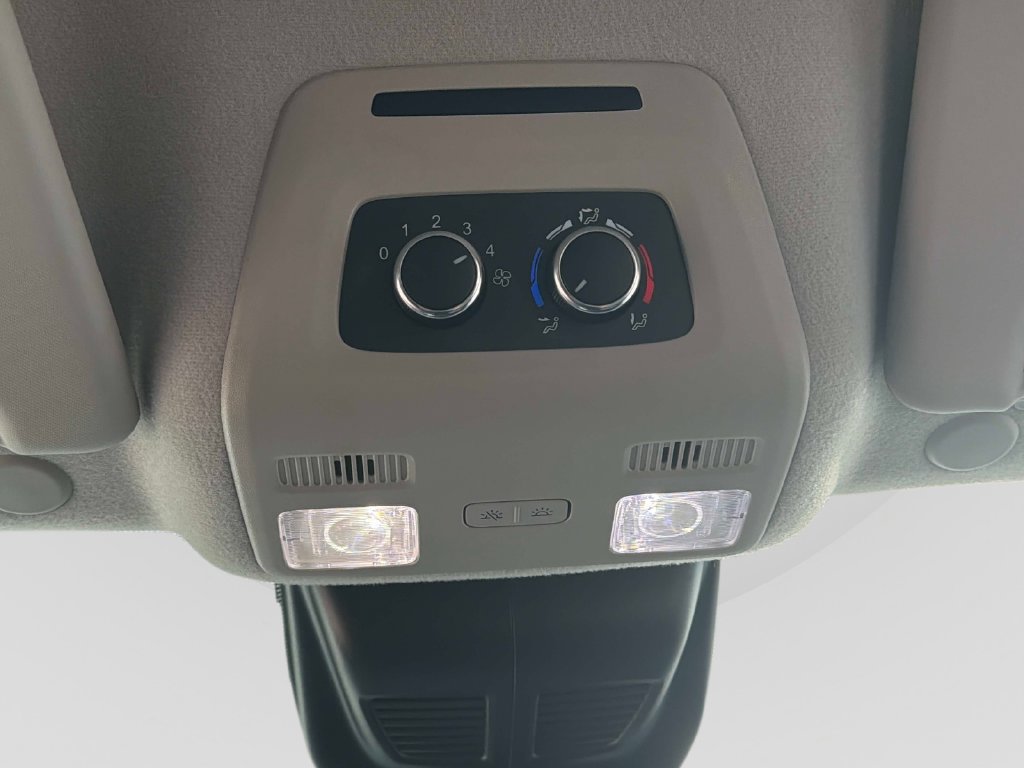 Used 2024 Ford Transit 350 XLT RWD image 24
