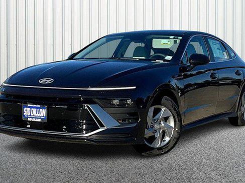 New 2025 Hyundai Sonata SE image 1