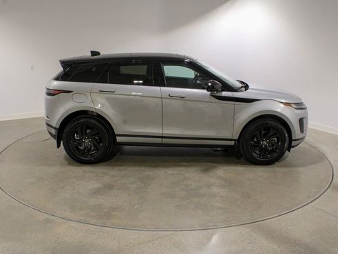 Used 2025 Land Rover Range Rover Evoque S image 6