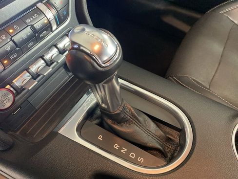 Used 2019 Ford Mustang Premium w/ Ecoboost Performance Package image 6