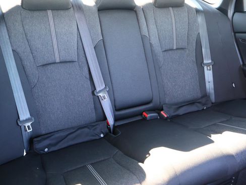 Used 2025 Honda Accord Sport image 19