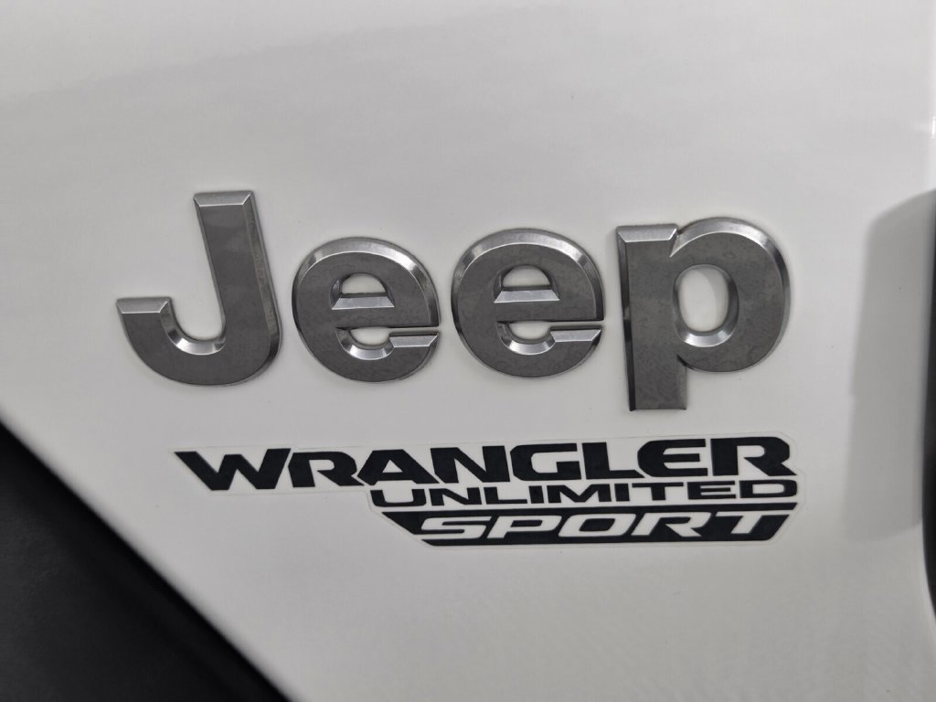 Used 2019 Jeep Wrangler Unlimited Sport AWD/4WD image 9