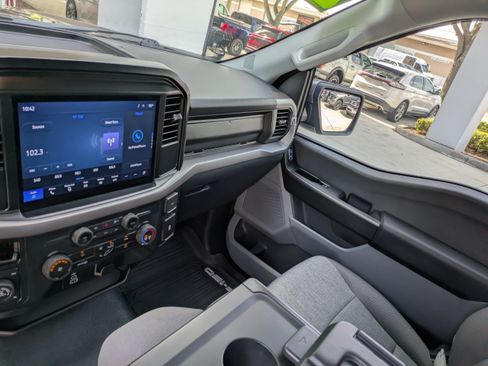 Used 2025 Ford F150 XL w/ Equipment Group 103A High AWD/4WD image 18
