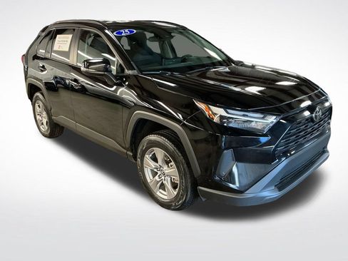 Certified 2025 Toyota RAV4 XLE AWD/4WD image 7