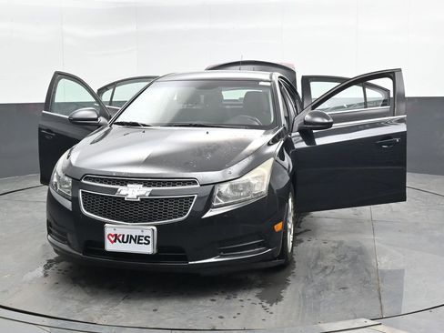 Used 2014 Chevrolet Cruze LT image 36