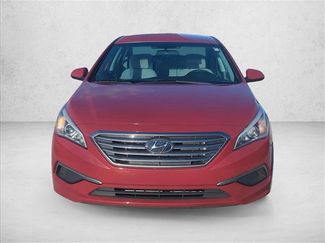 Used 2016 Hyundai Sonata SE video 2