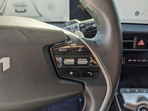 Certified 2024 Kia EV6 Wind w/ Wind Technology Package image 31