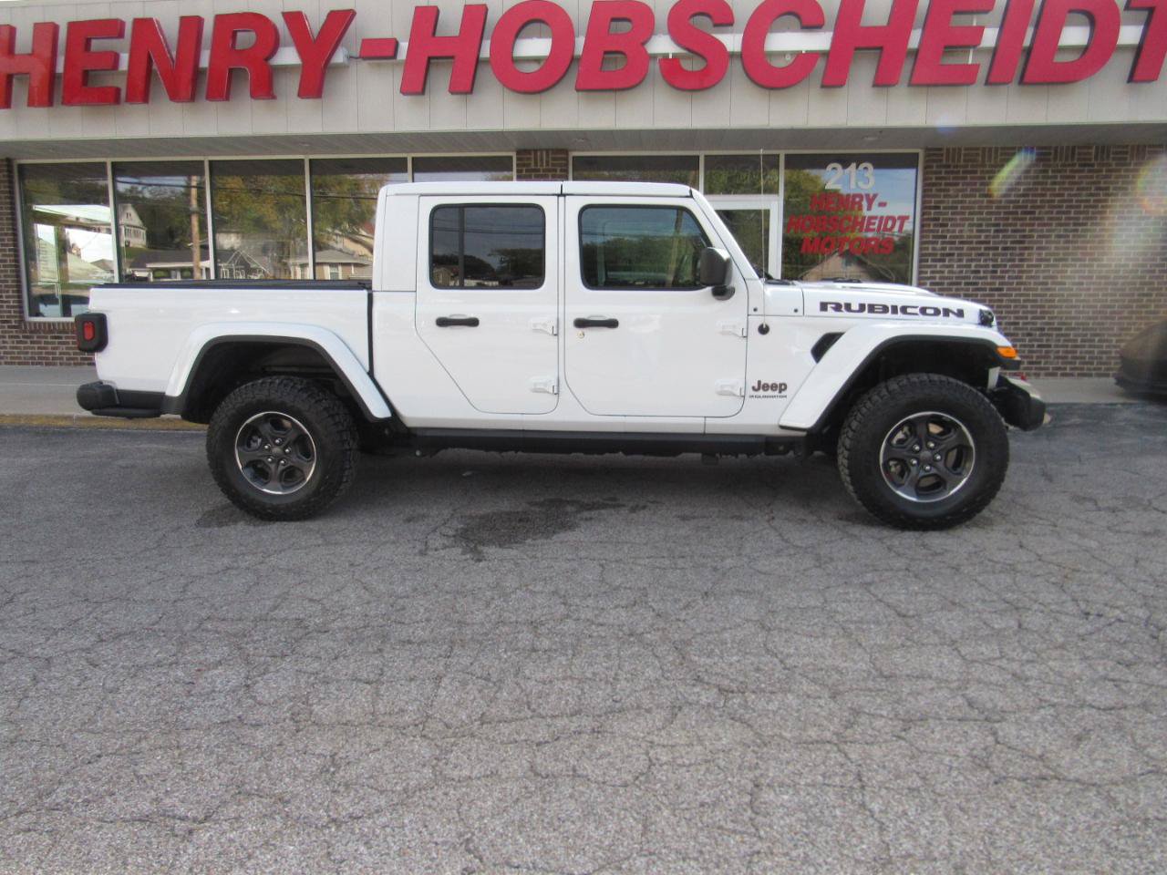 Used 2023 Jeep Gladiator Rubicon w/ Cold Weather Group AWD/4WD image 9