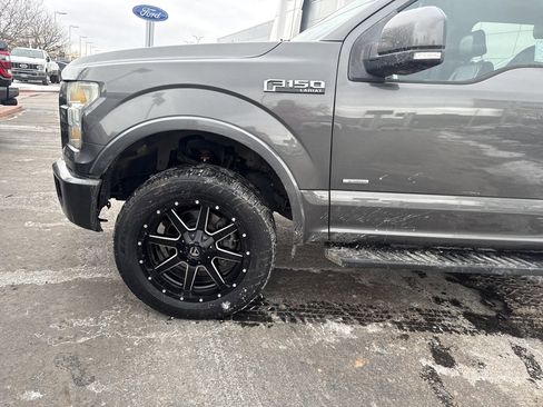 Used 2015 Ford F150 Lariat image 32