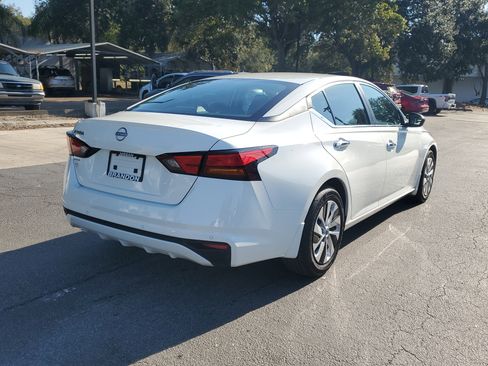 Certified 2024 Nissan Altima 2.5 S image 7