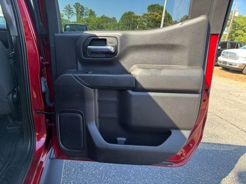 Used 2022 Chevrolet Silverado 1500 Custom Trail Boss w/ Safety Confidence Package AWD/4WD image 12