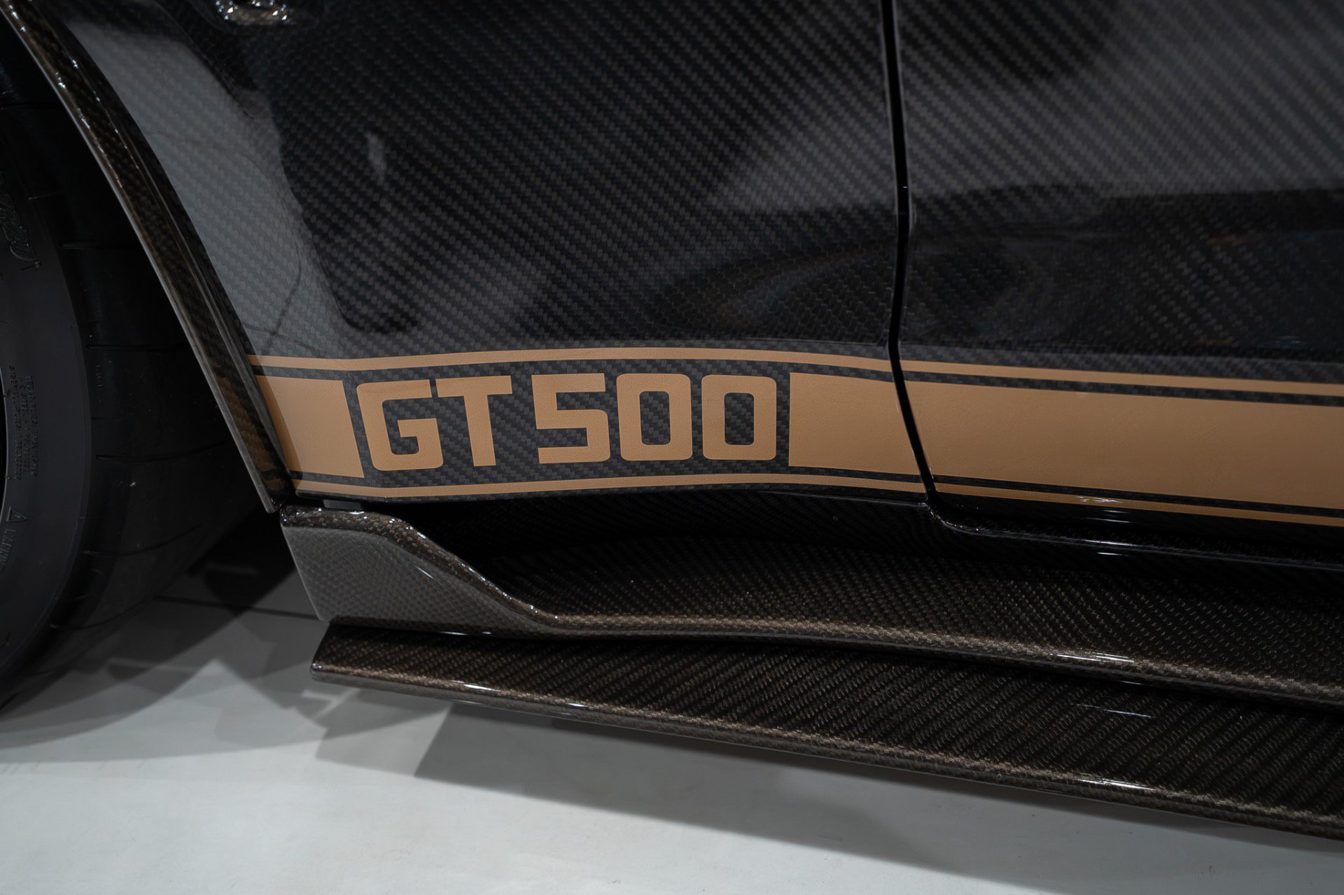 Used 2022 Ford Mustang Shelby GT500 w/ Carbon Fiber Track Pack RWD image 54