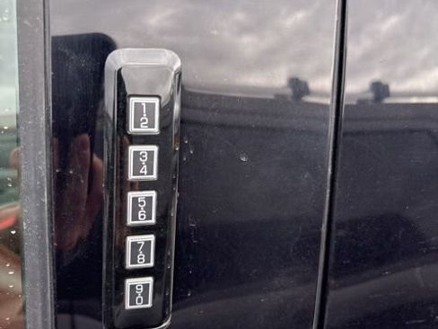 Used 2018 Ford F150 King Ranch w/ Equipment Group 601A Luxury image 18